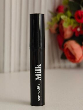 New Commodity Milk Expressive EDP 0.17 Oz/5 ML Travel Spray